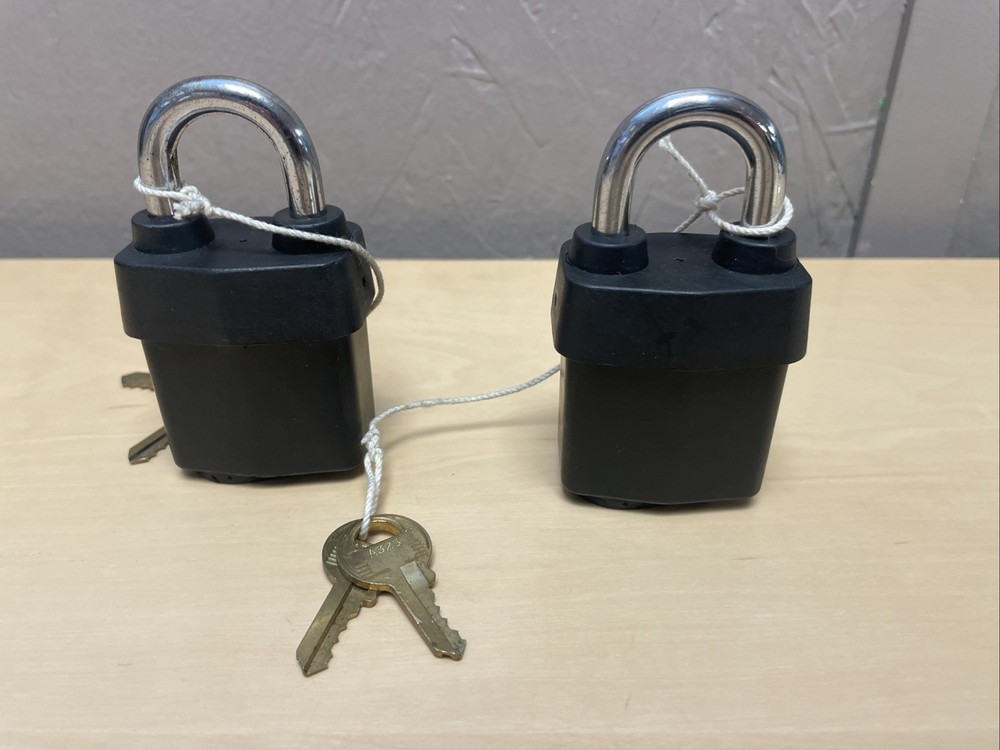 Master Pro series 6121 keyed the same padlocks set of 2, Same Keys