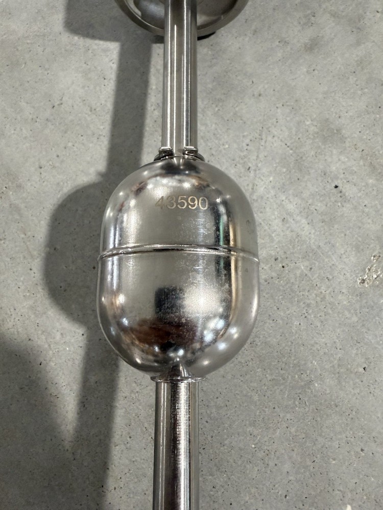 Flowline LV51-S001 FloatTek High-Temp Explosion Proof Vertical Transmitter *NOS*
