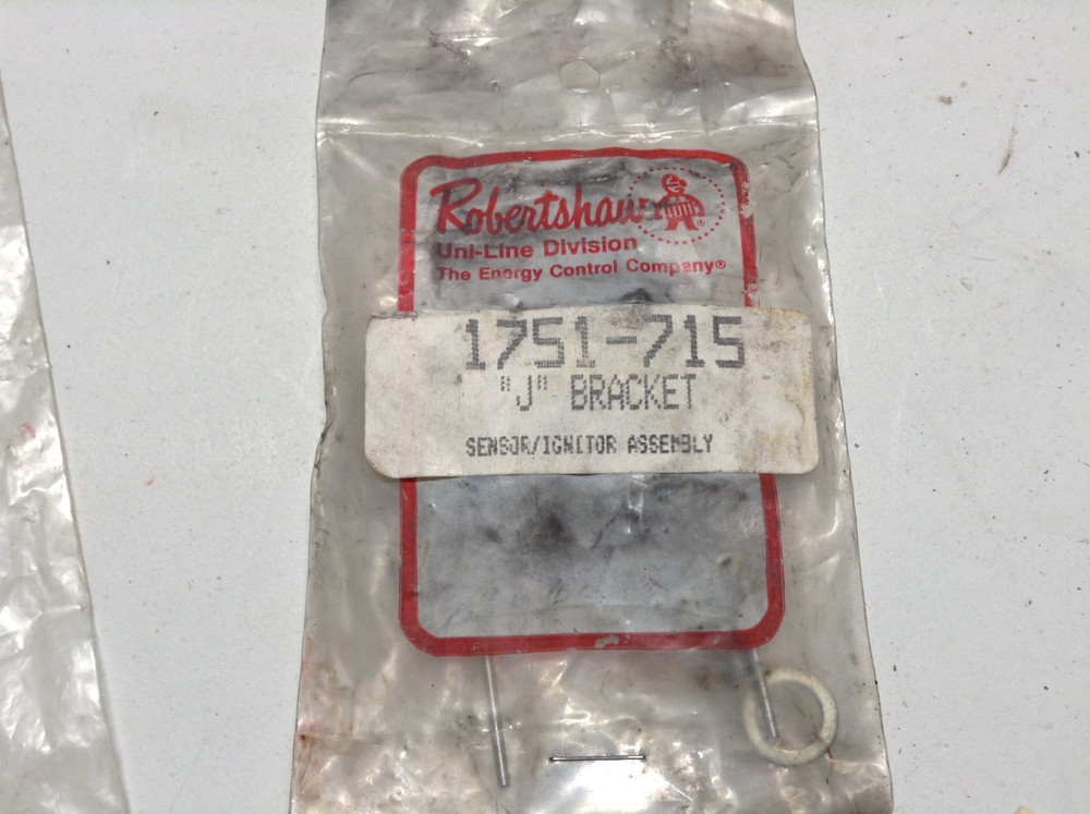 NEW OEM Robertshaw 1751-715 J-Bracket Sensor/Ignitor Assembly