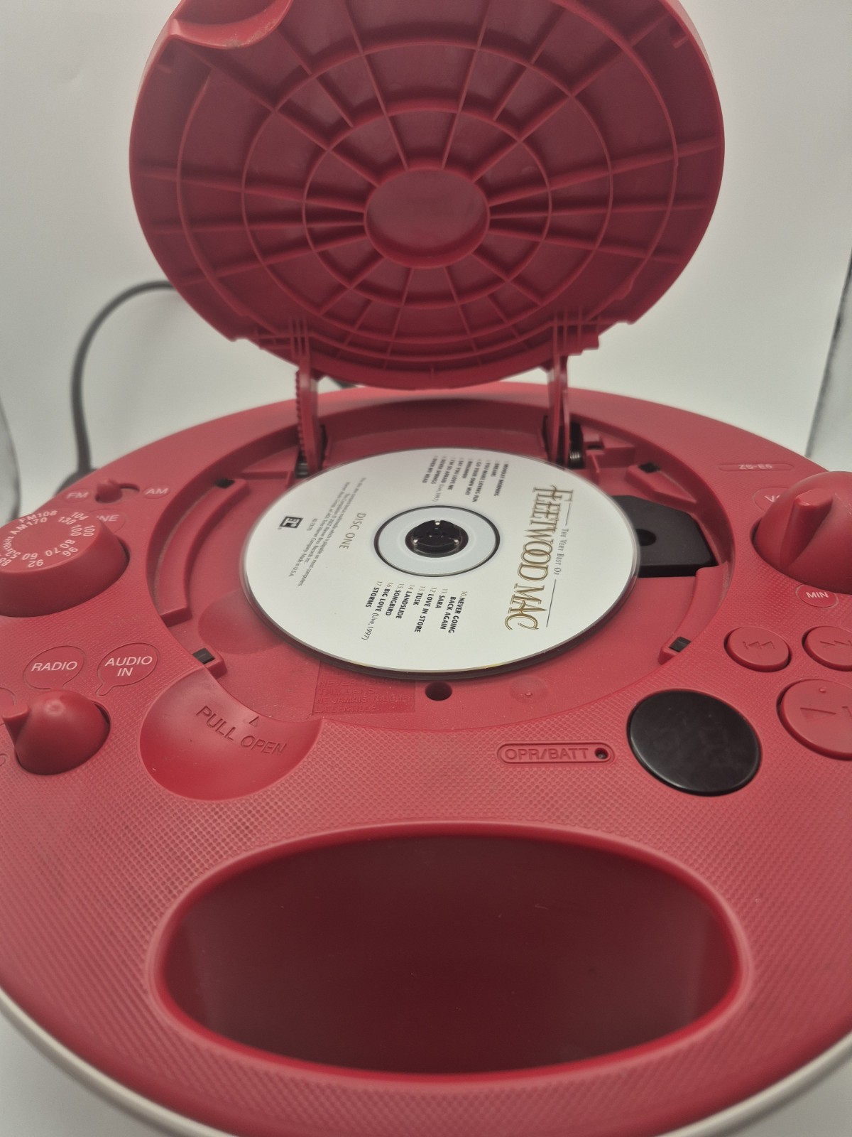 Sony ZS-E5 Red Portable CD Player AM/FM Radio AUX Input Stereo Portable Boombox