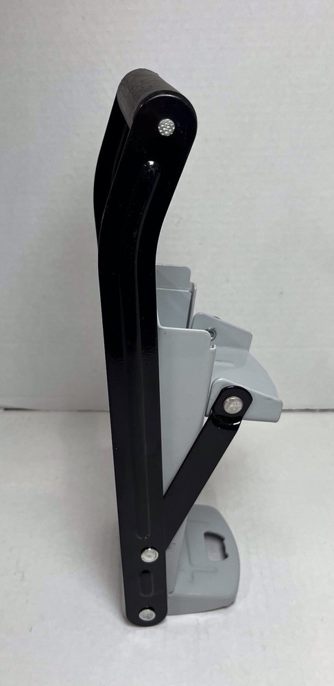 Hangable Can Crusher