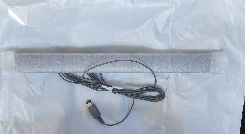 Nintendo RVL014 Sensor Bar - Black Untested + Extra New Bar Sensor Unbranded