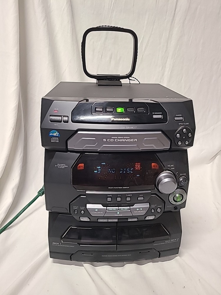 Panasonic SA-AK17 CD Stereo System  ***READ DESCRIPTION***