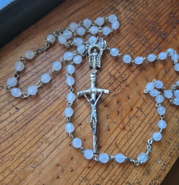 Vintage Catholic ROSARY Frosted White Faceted Acrylic Beads Silver Tone Crucifix