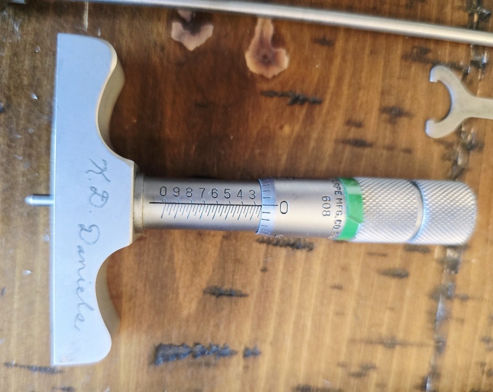 Brown & Sharpe 608 Depth Micrometer w/ Case - Vintage Machinist Tool