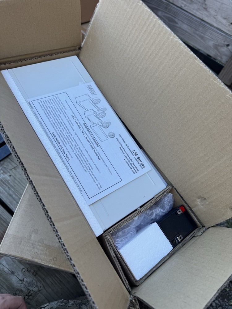 Dual-Lite LM2 LiteForms High Capacity Emergency Light