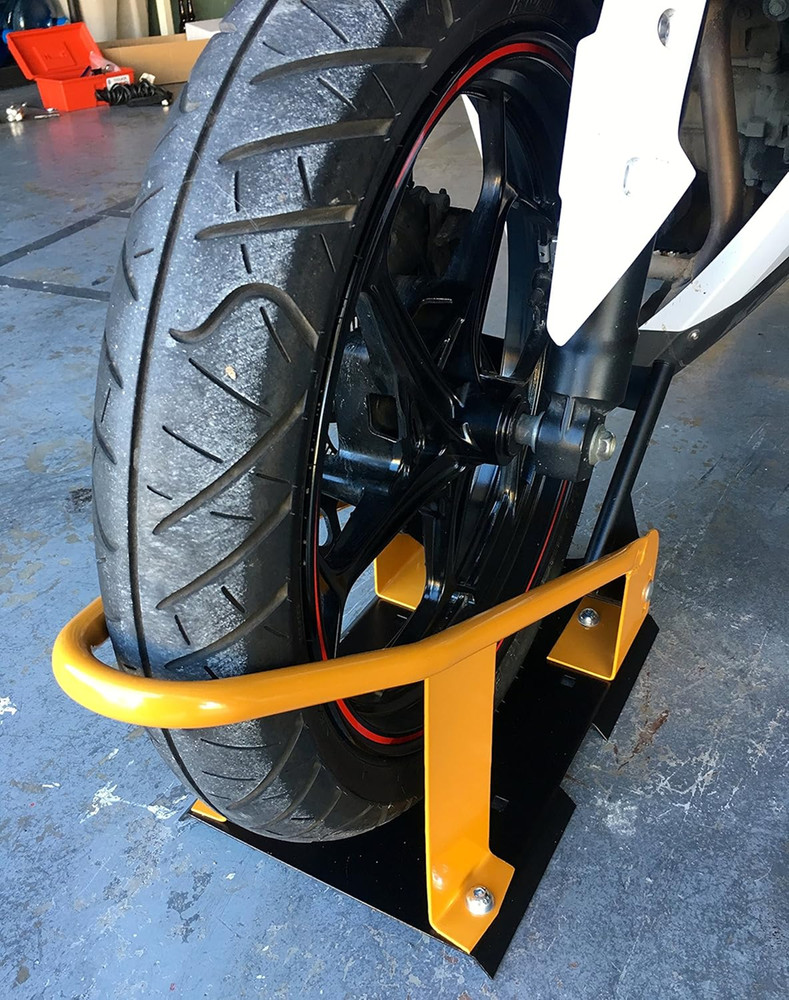 MaxxHaul 70075 Motorcycle Wheel Chock
