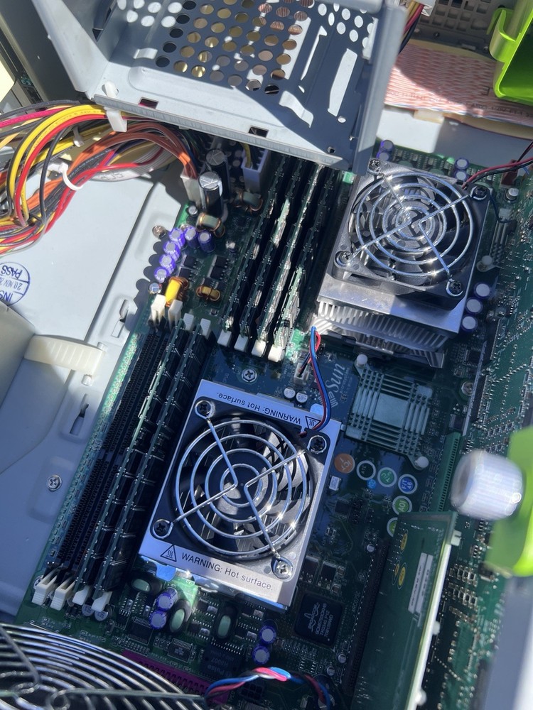 Sun Microsystems Sunblade 2500 ( READ BELOW )