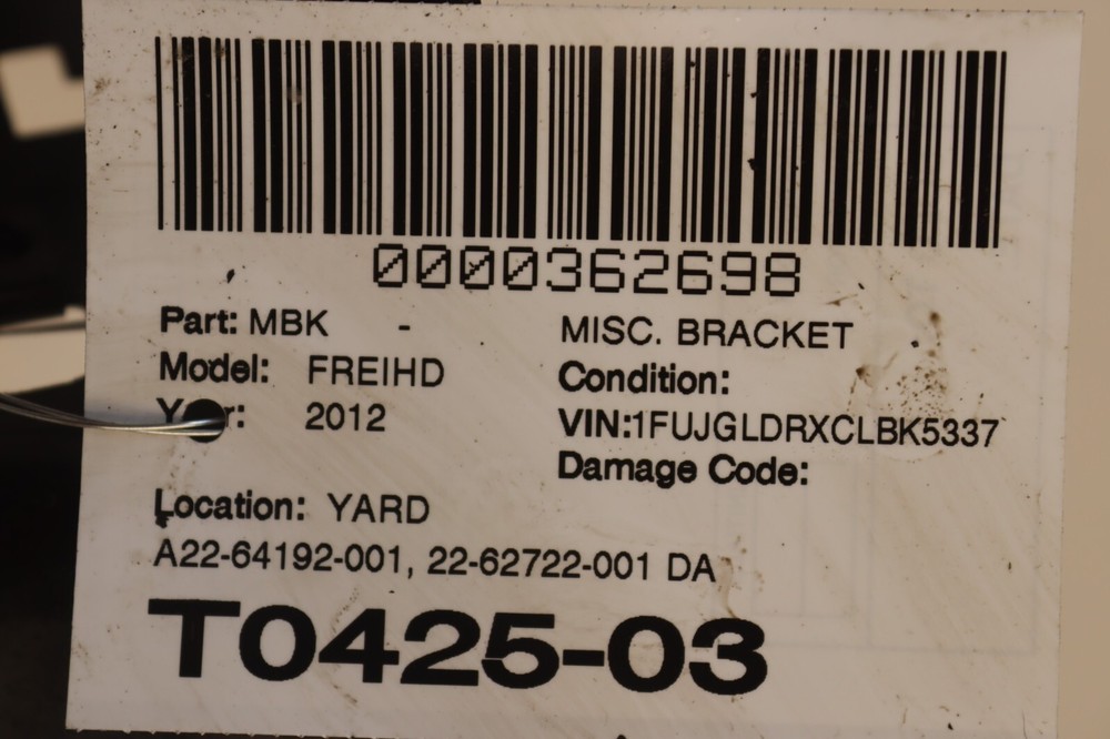 2008-2017 FREIGHTLINER CASCADIA 125 DASH SAM CAB BRACE BRACKET SUPPORT MOUNT OEM