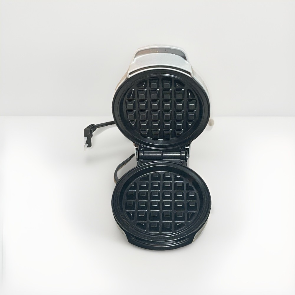 Bella Basics Mini 4" Waffle Maker TXW-206 White