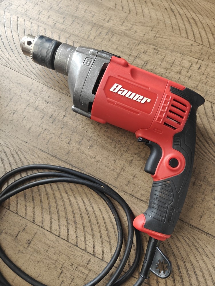 Bauer 7.5 Amp 1/2 In. Variable-Speed Hammer Drill. Used.