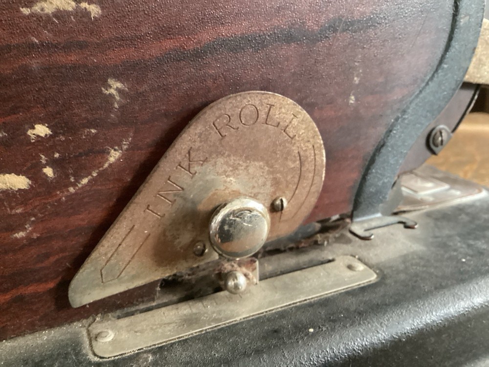 Check Writer Machine Antique F&E Lightning 700 Check Protector