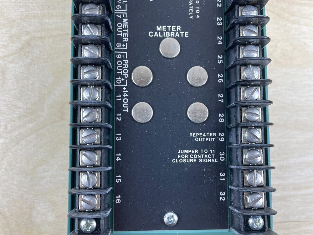 TRW Dynalco Controls SST2000-7 Speed Switch Transmitter