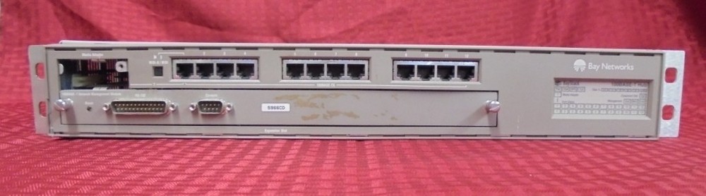 BAY NETWORKS BAYSTACK 100BASE-T HUB, NETWORK MANAGEMENT MODULE, 100-240 VAC IN