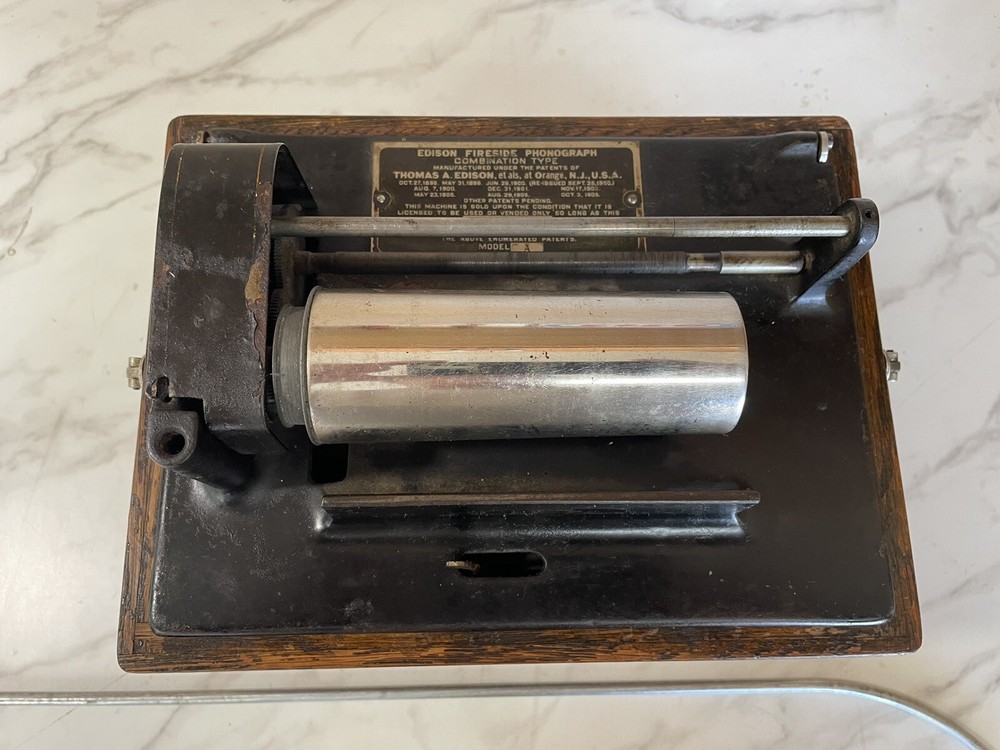 Edison Phonograph Fireside S/N- 110