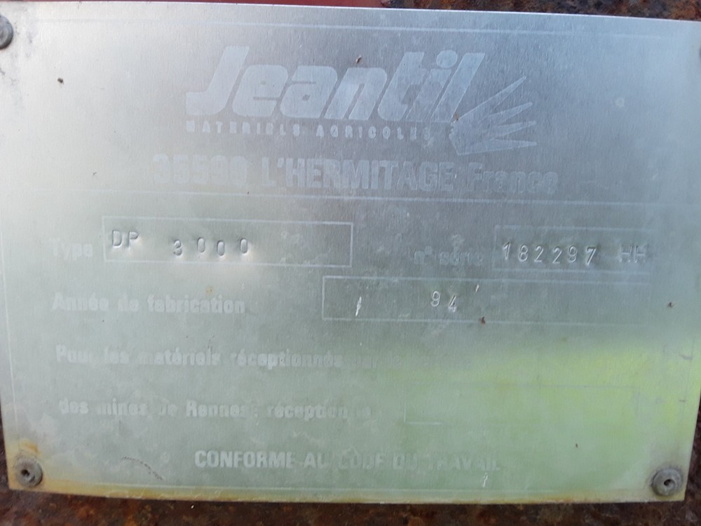 Jeantil DP 3000 Straw Unloader/Distributor