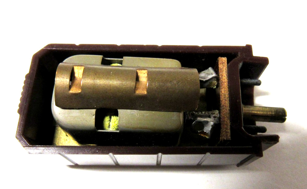 GE Variable Reluctance Cartridge  Mono In Brown Headshell