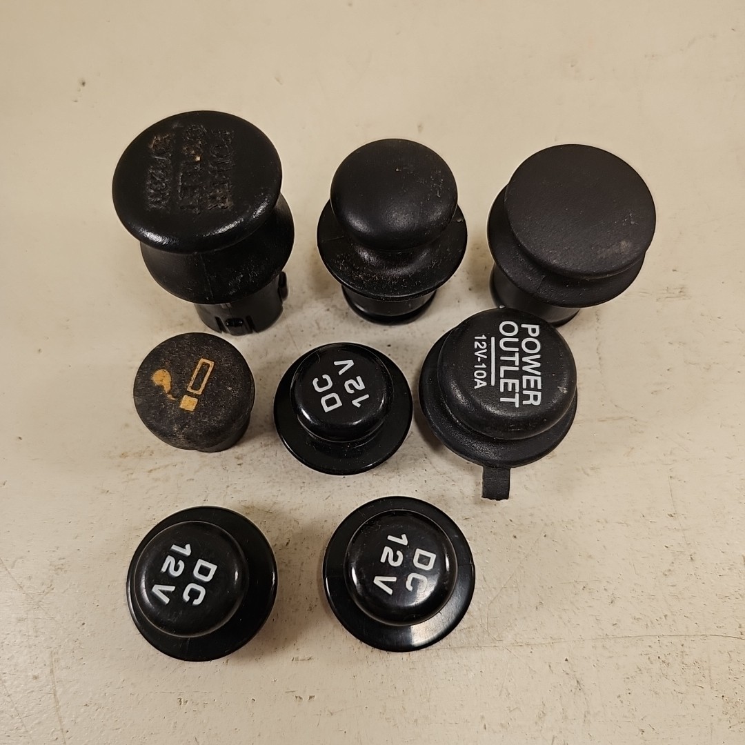 OEM LOT OF 29 NOS & USED MIXED CIGARETTE LIGHTERS & PLUGS MIXED FORD NISSAN GM