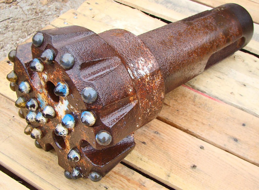 Hammer Drilling Bit TCI Button 7-1/2" Diameter Flat Face