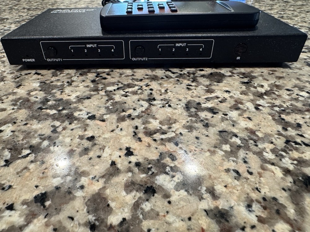 HDMI matrix AVAPRO 4x2 switch