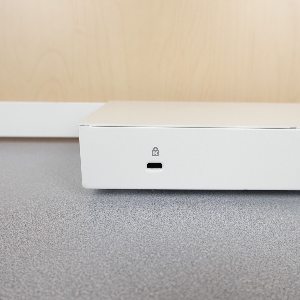 D-Link DNH-100 Nuclias LAN Controller Hub Network White Good