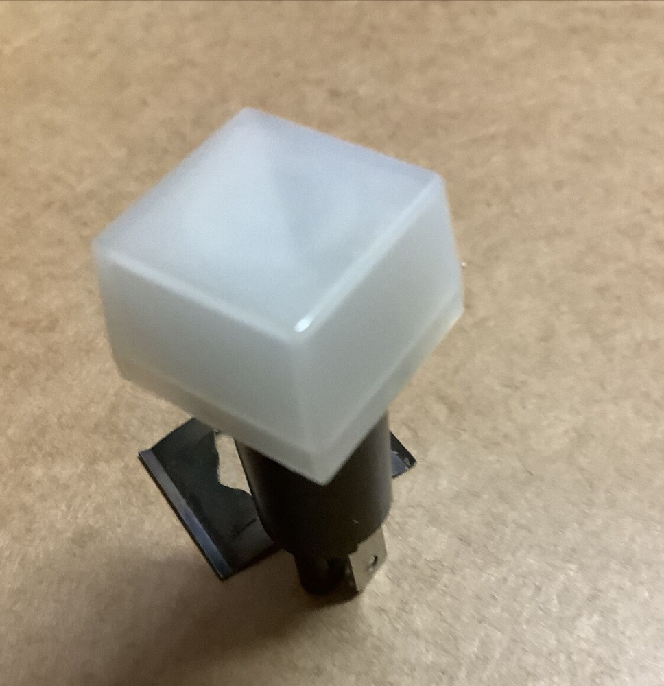 SQUARE WHITE 12V INDICATOR LAMP