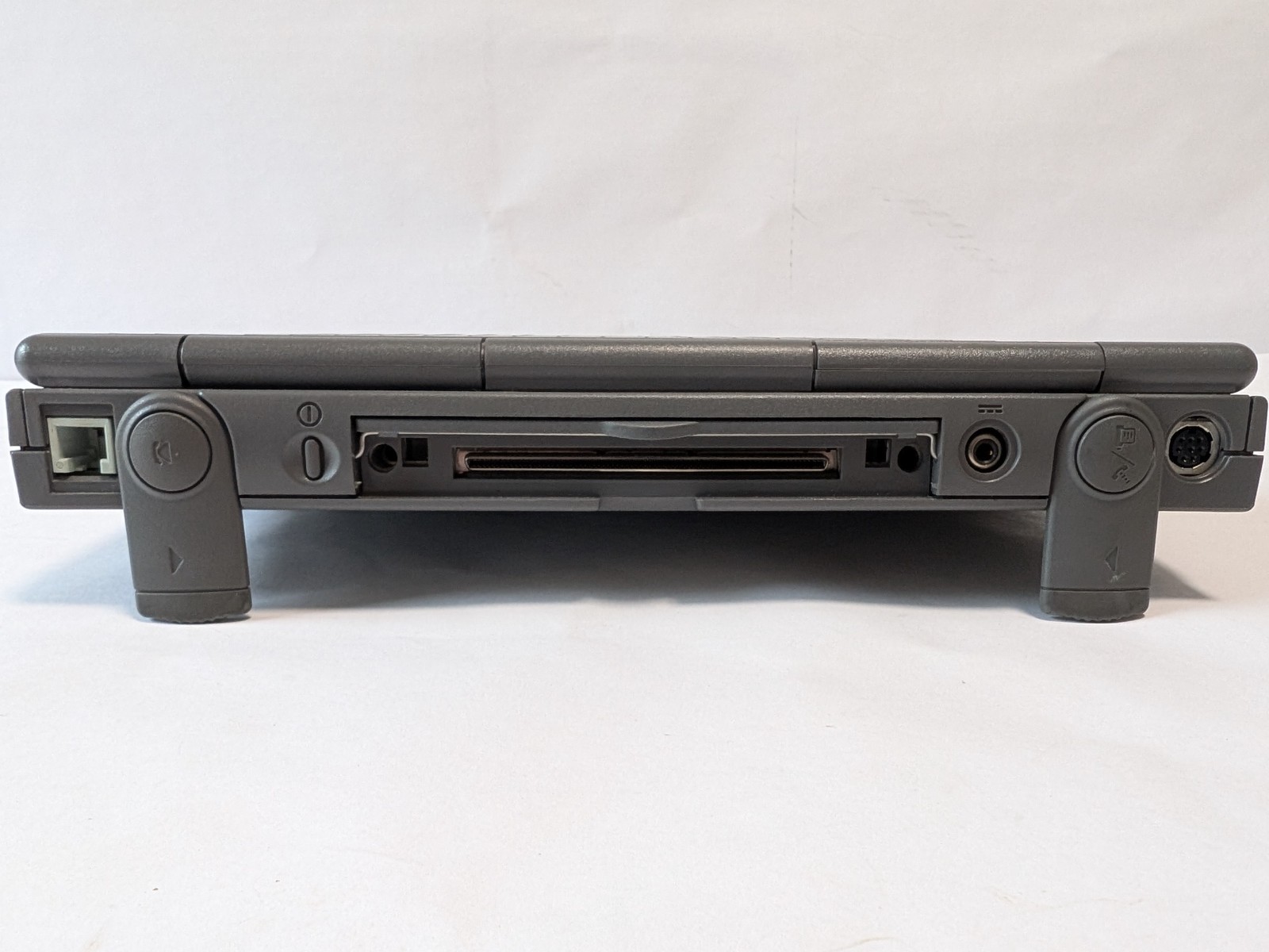 Vintage Apple PowerBook Duo 280 M7777 - UNTESTED