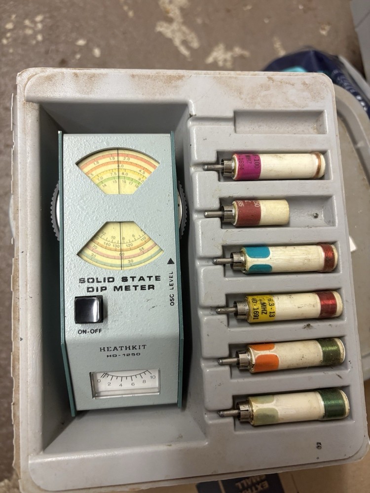 Heathkit MD-1250 Solid State Dip Meter with Signal Meter and Coil Set Used