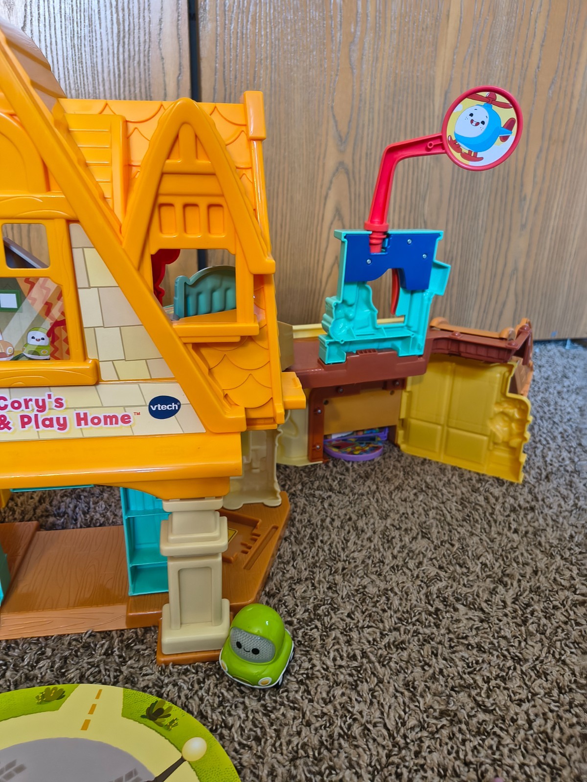 VTech Go! Cory Carson Cory’s Stay & Play Home Learning Toy Folding House Netflix