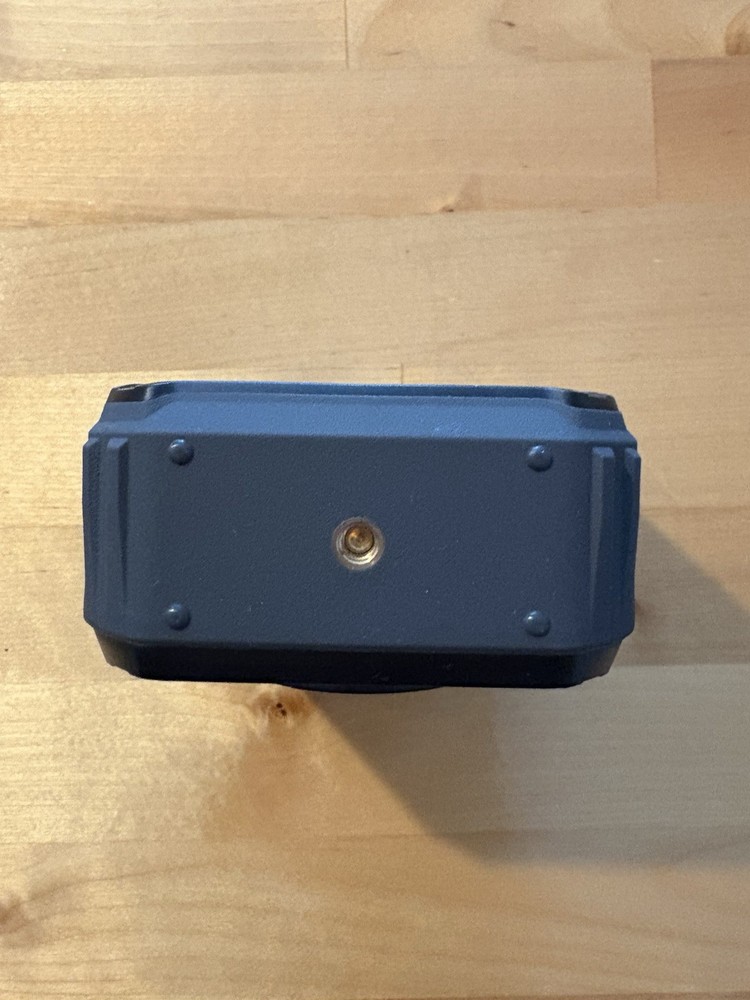 Blackfire Bluetooth Wireless Speaker with Magnetic Mount Square Shape