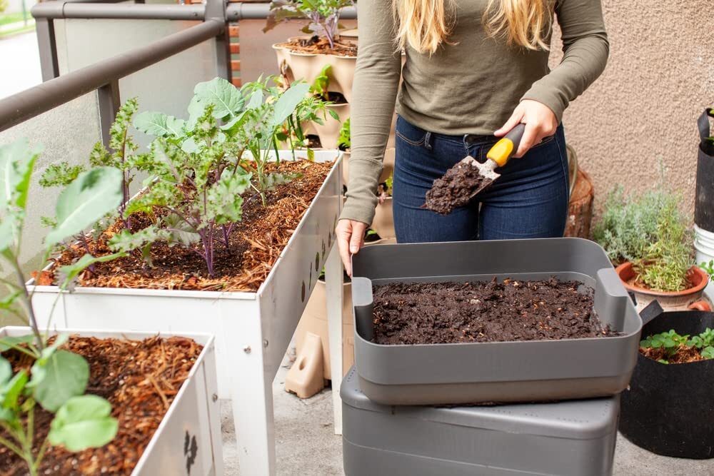 Premium Earthworm Castings, Soil Builder, Soil Amendment - Vermicast