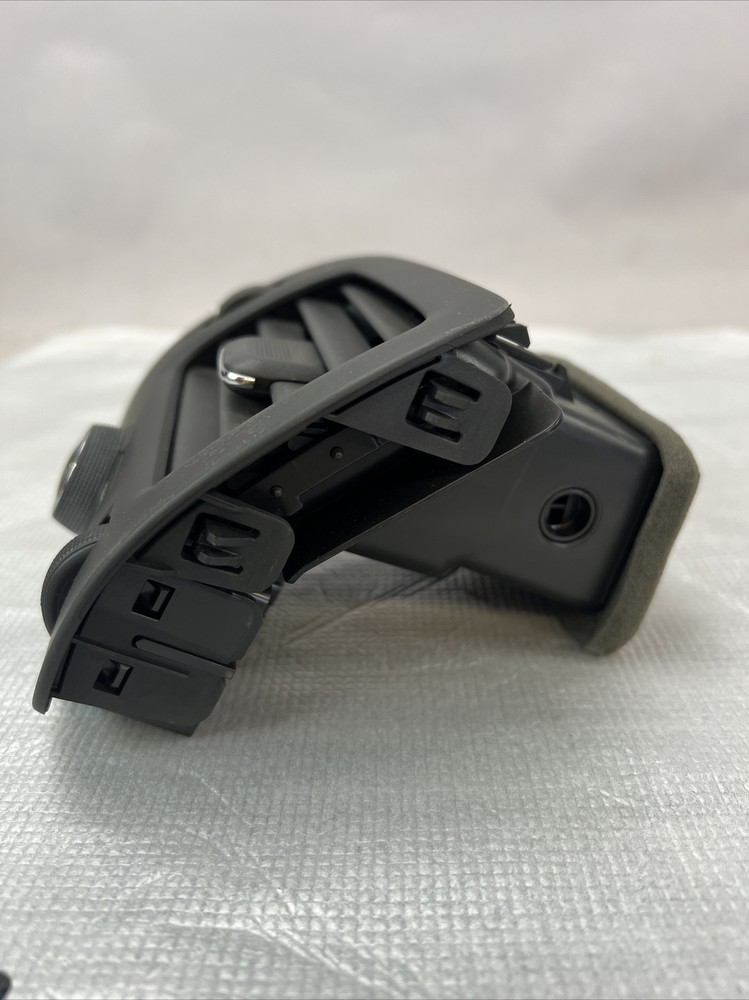 CHEVROLET VOLT 2011-2015 LH DRIVER SIDE OUTER AC VENT INFORMATION SWITCH OEM