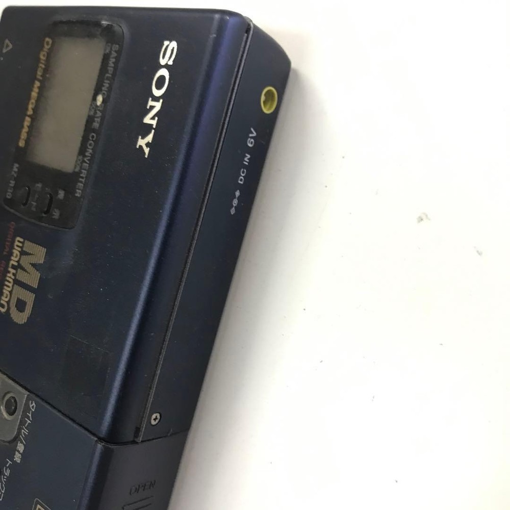 Sony Walkman Mini Disc Player/Recorder MZ R30 jp