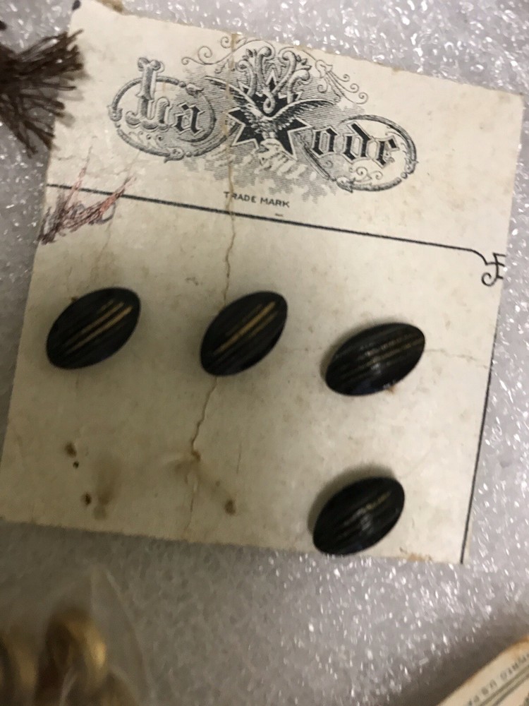 Antique Buttons for Multi purpose and crafts SB -D