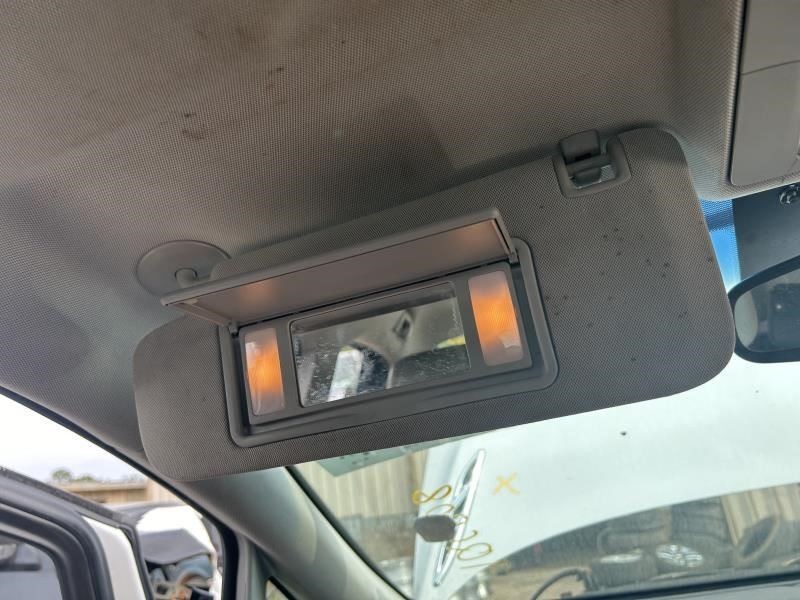 VERANO 2014 High Mounted Stop Light 104554318