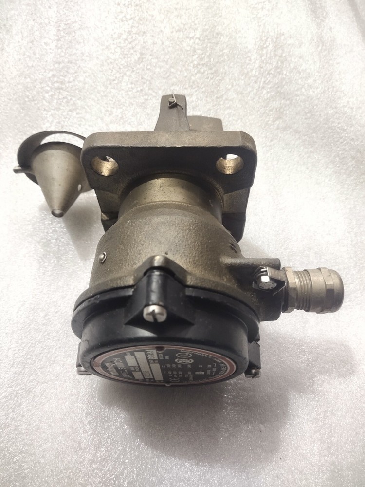 Mobrey S01DB/F68/1 Horizontal Float Level Switch, SPST, IP66, Aluminium Bronze