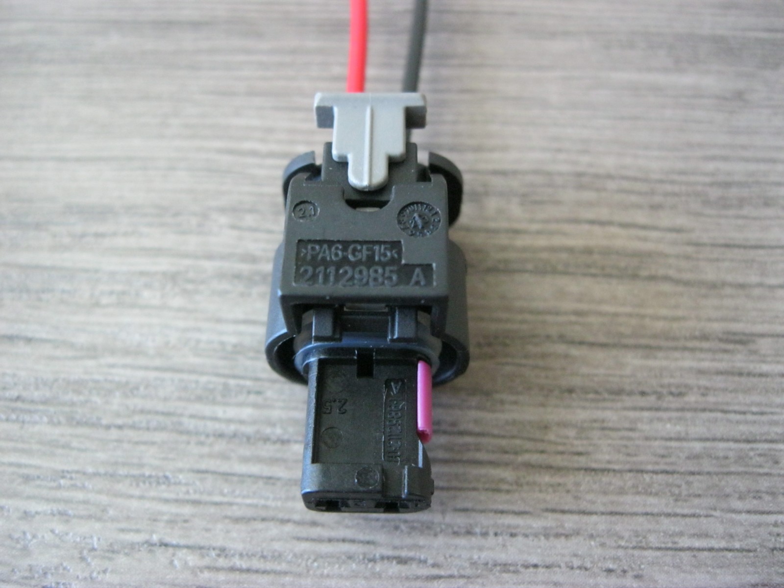 For Tesla Model 3, S, X , Y Pedestrian Warning Speaker Connector Pigtail Plug