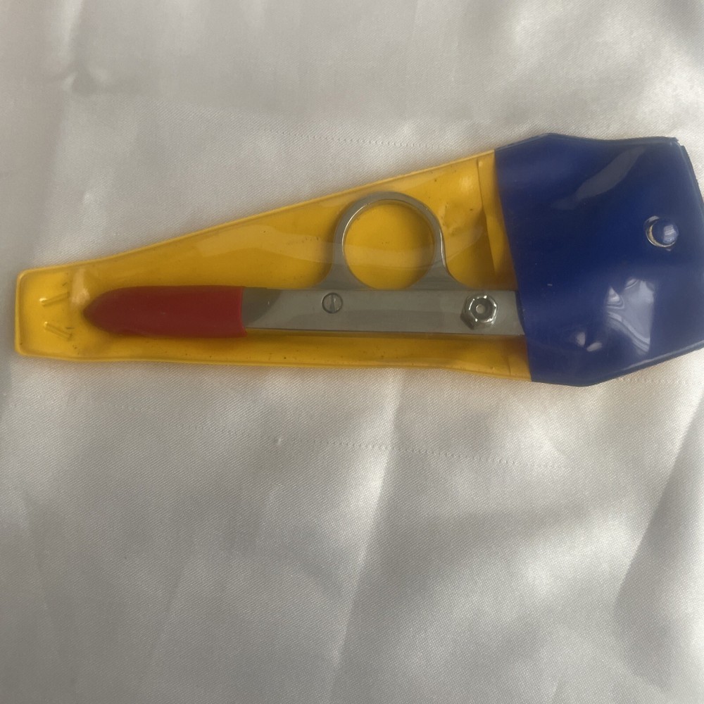Clauss 4.5” Thread Nippers