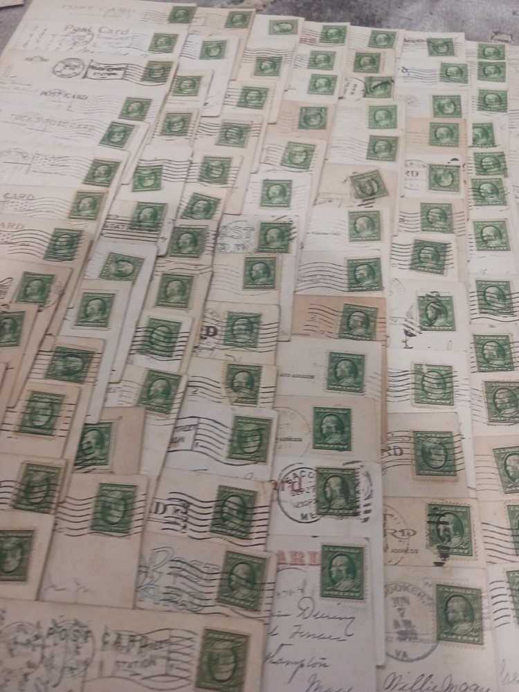 1 Cent Franklin Stamps