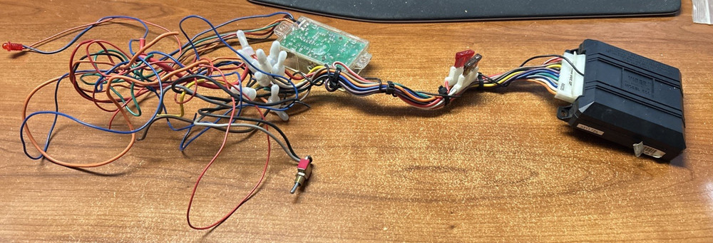 Viper Model 300 ESP Car Alarm Security System AS/IS