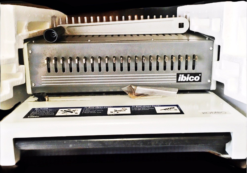 IBICO IBIMASTER 300 COMB BINDING MACHINE -