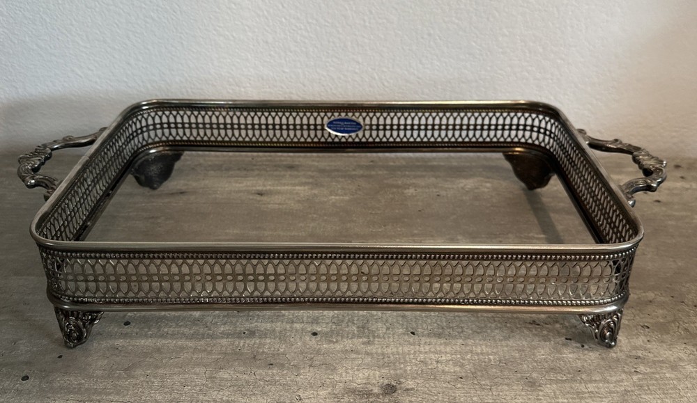 Reed & Barton Silver Plated Footed Casserole Holder and Glass Baking Dish