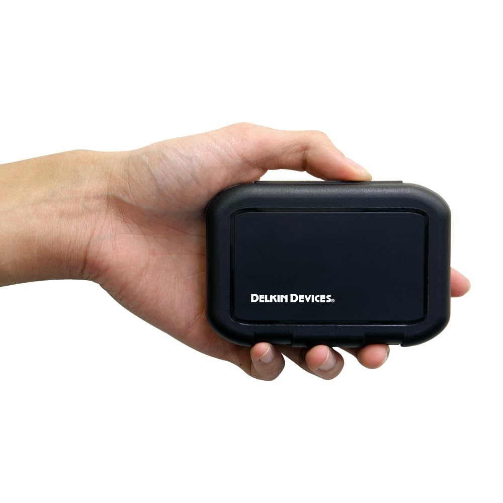 SD Card Carrying Case for 8 Cards - Durable Storage Solution