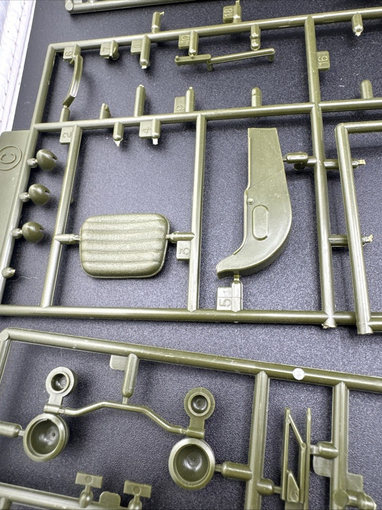 WW2 Model Motorcycle Parts 📦