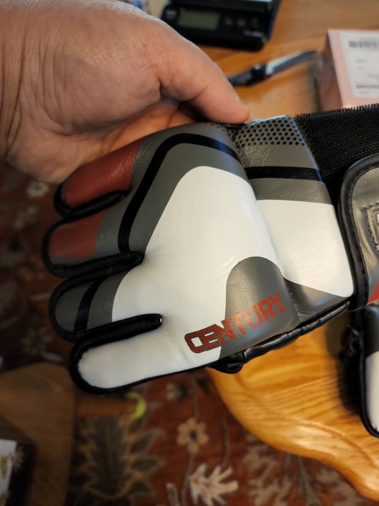 CENTURY Drive Men's Training Glove Size Medium
