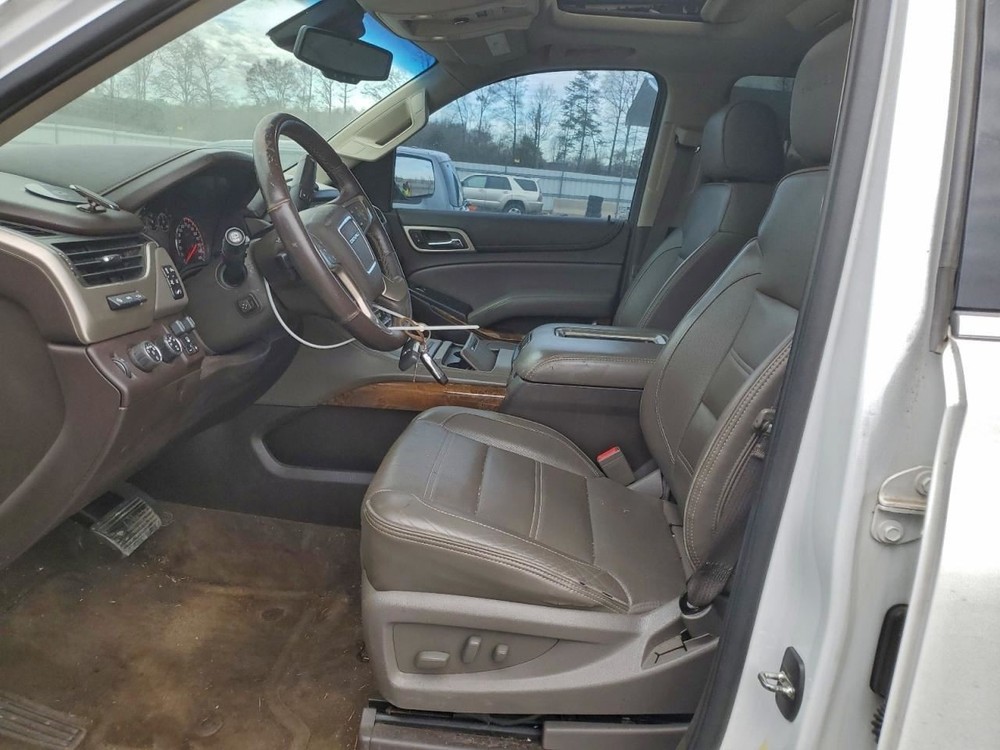 Fuse Box Engine Fits 15-20 ESCALADE 4938890