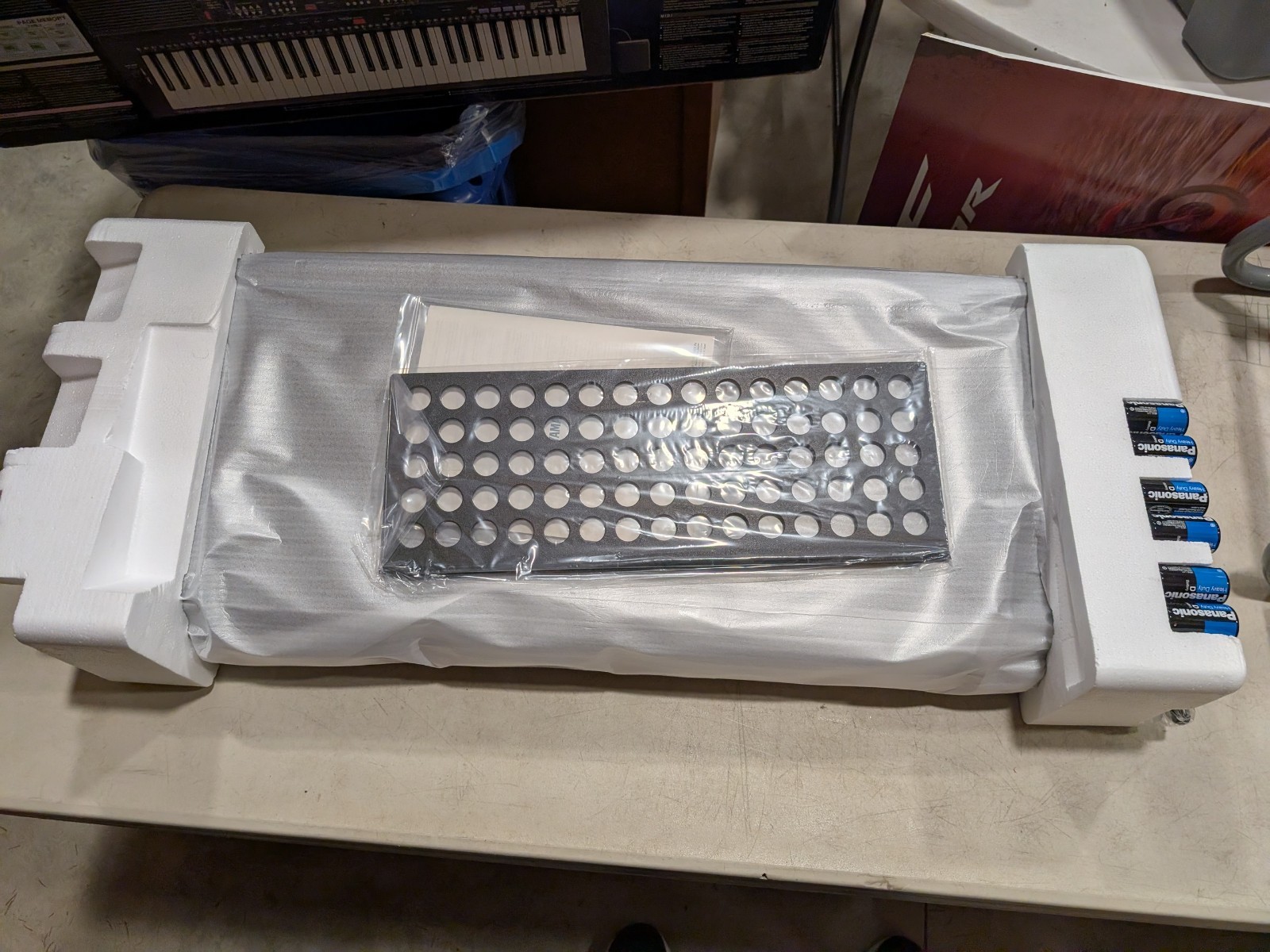 NOS Vintage 1991 Yamaha PSR-500 Portatone Electronic Keyboard Synthesizer