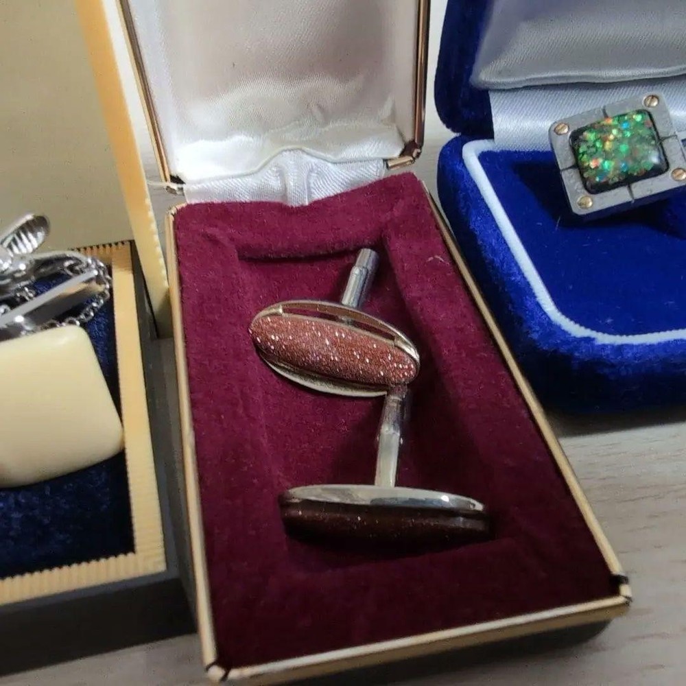 Tie Pin Cufflink Set with Case Used