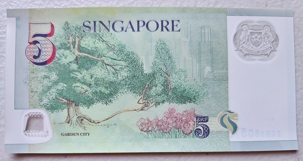 Singapore 5 Dollars Polymer 2005 Unc