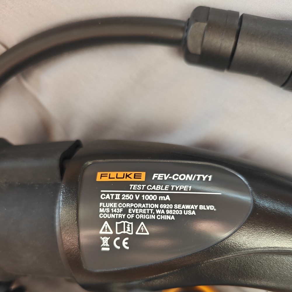 Fluke FEV100 Adapter Kit for EV Charging Station Testing, Type1/J1772